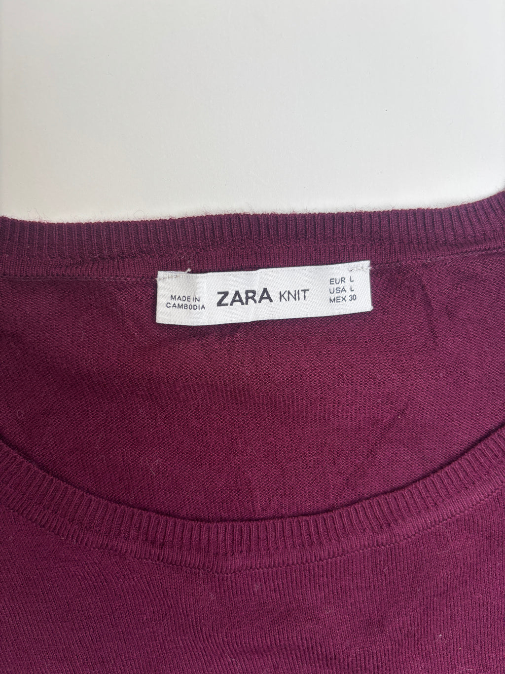 Sweater de hilo Zara morado