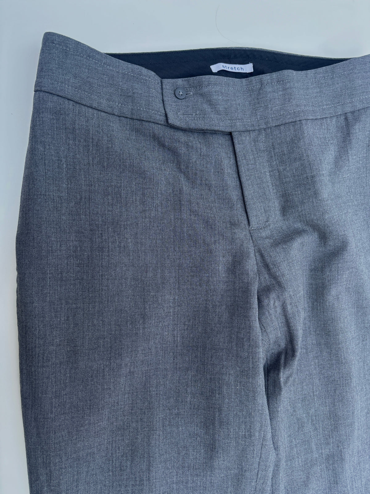 Pantalón gris Gap