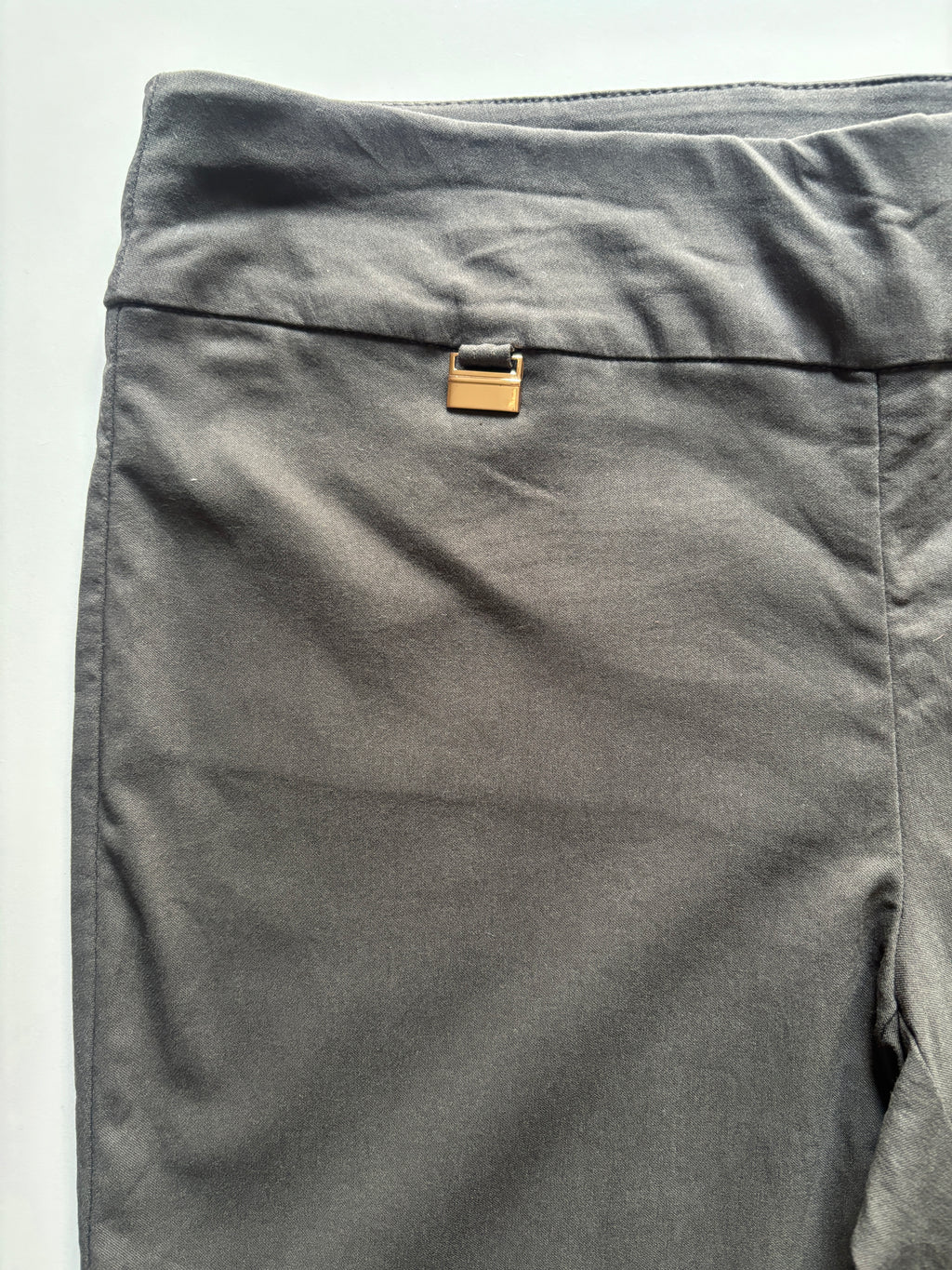 Pantalón capri verde Alfani