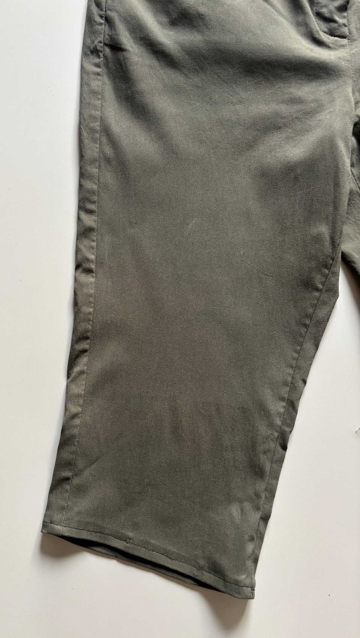 Pantalón capri verde The limited