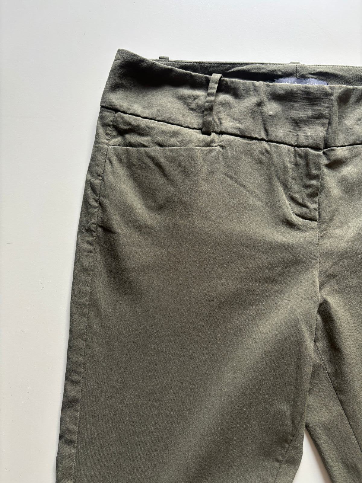 Pantalón capri verde The limited
