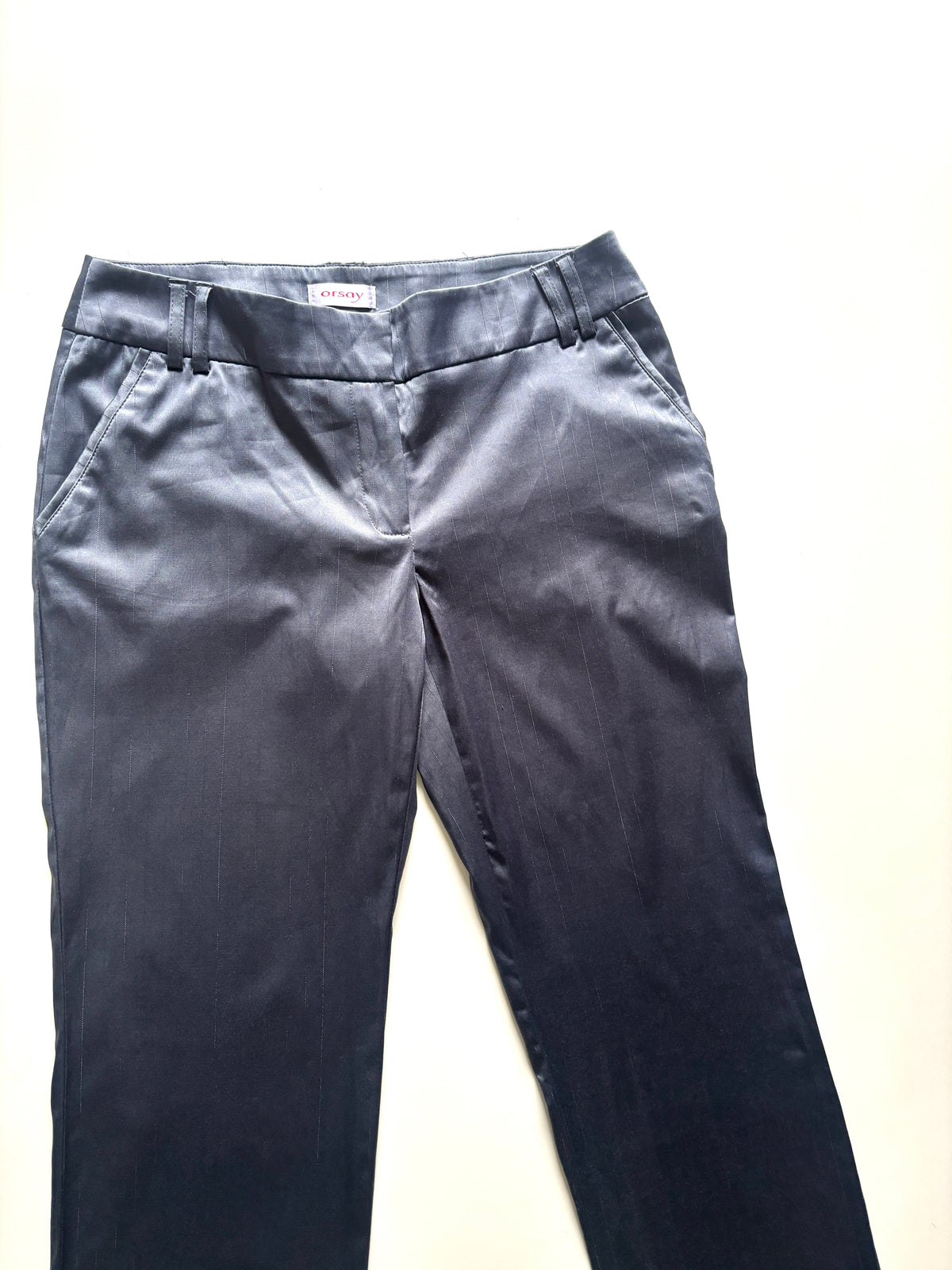 Pantalón gris metalizado Orsay