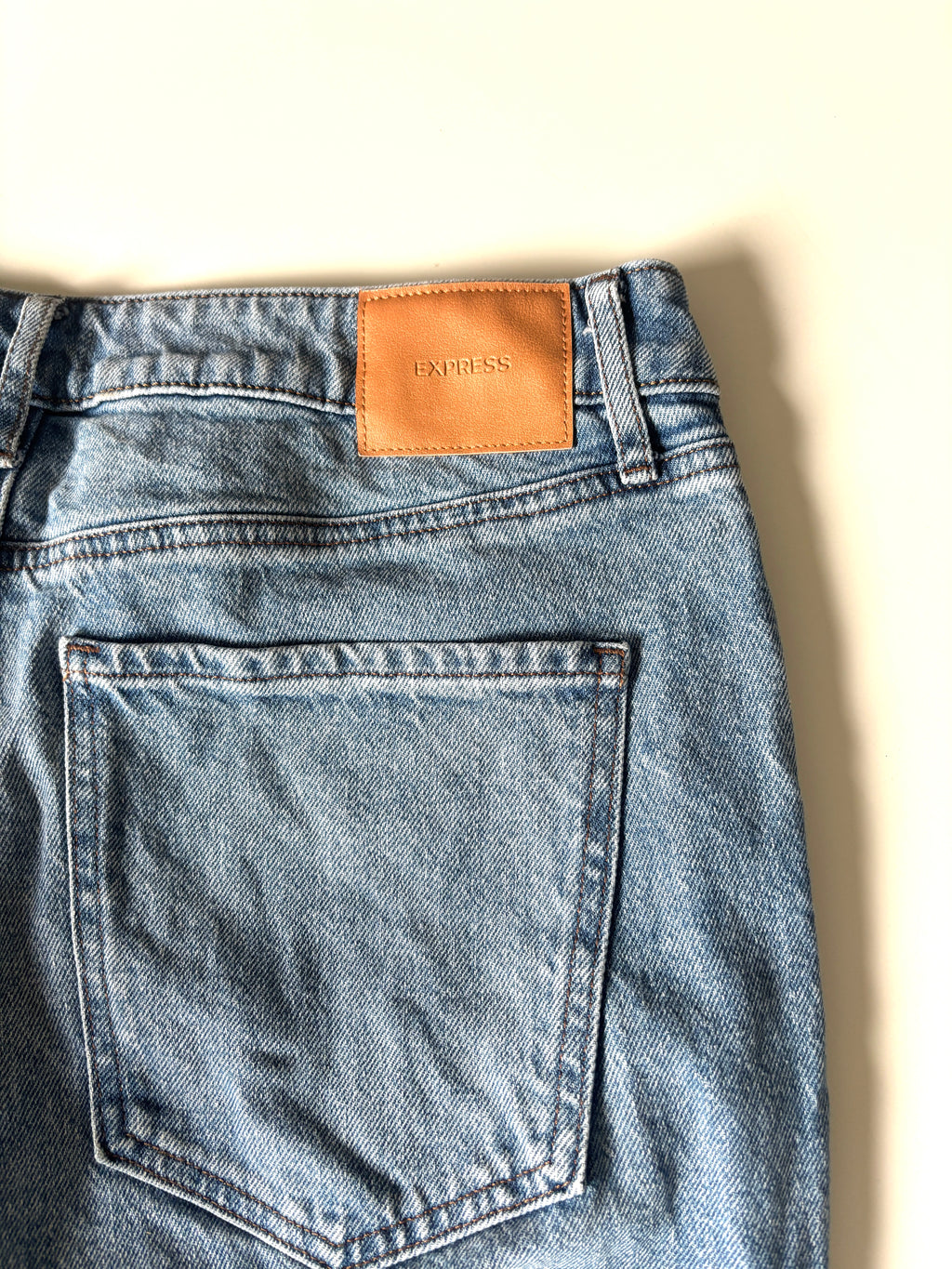 Jeans recto azul Express