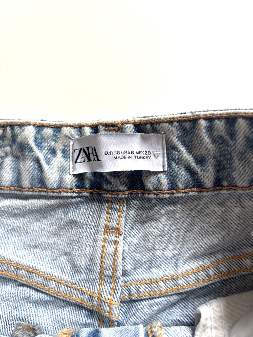 Jeans Zara celeste baggy