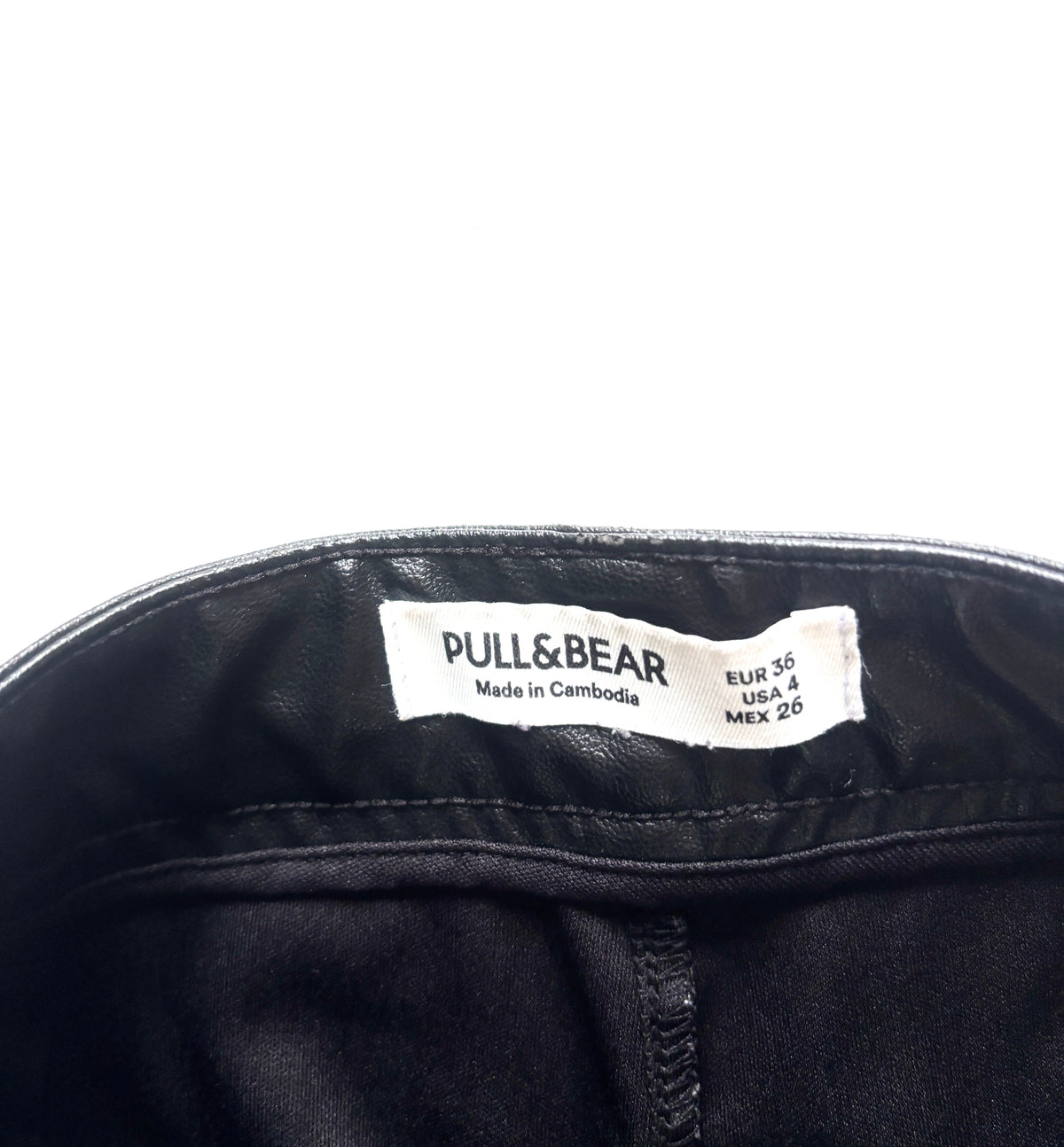 Pantalon negro cargo Pull&Bear