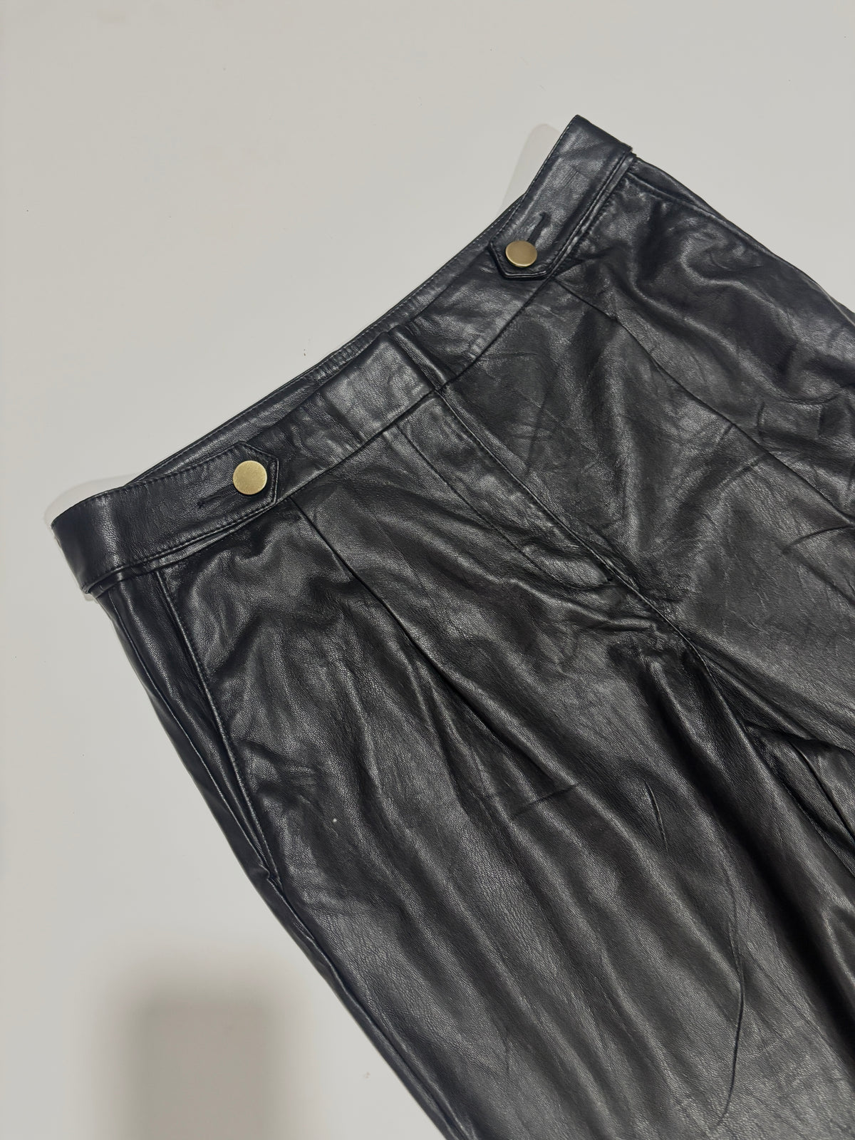 Pantalón Loft cuerina