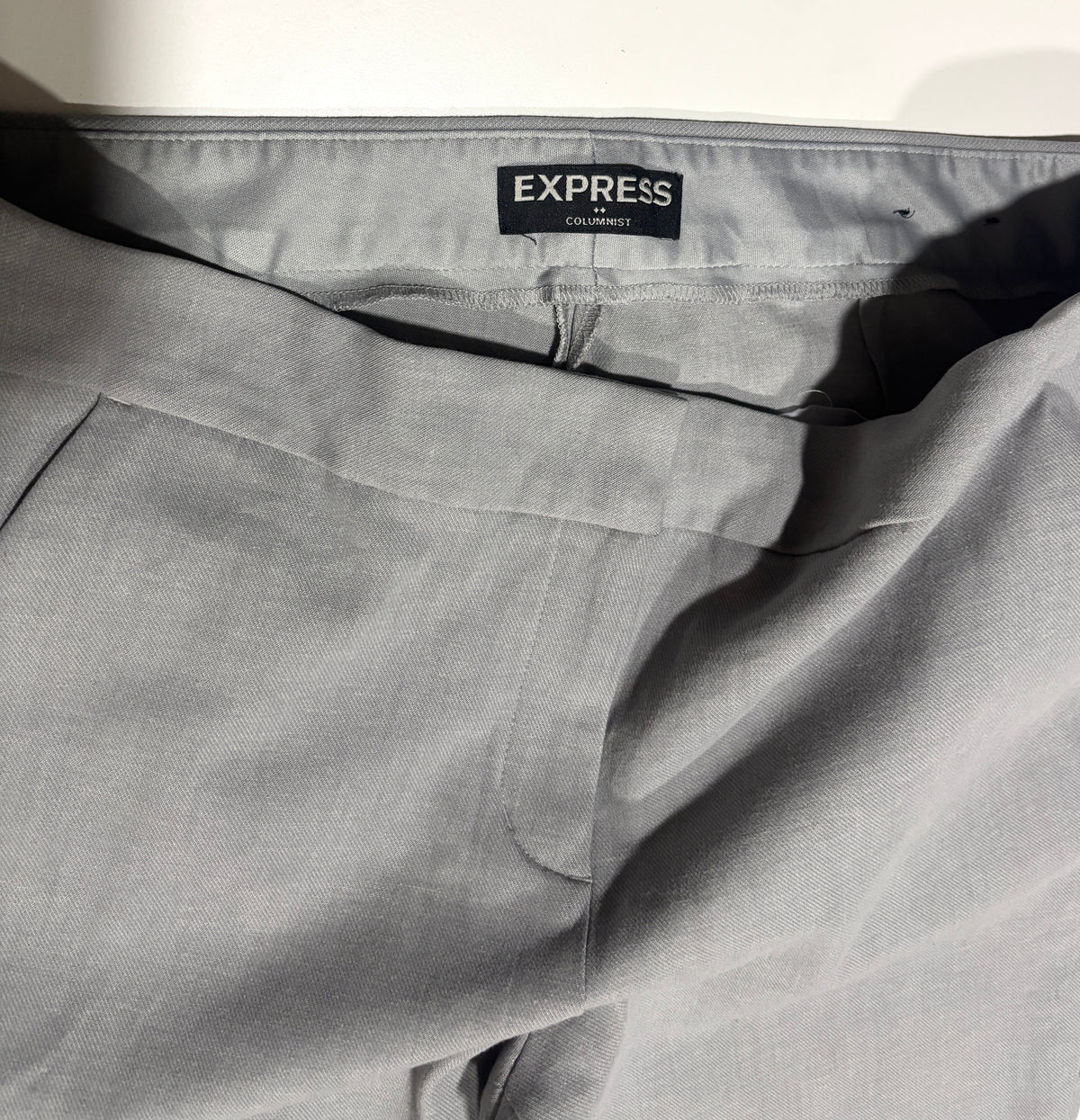 Pantalón gris Express