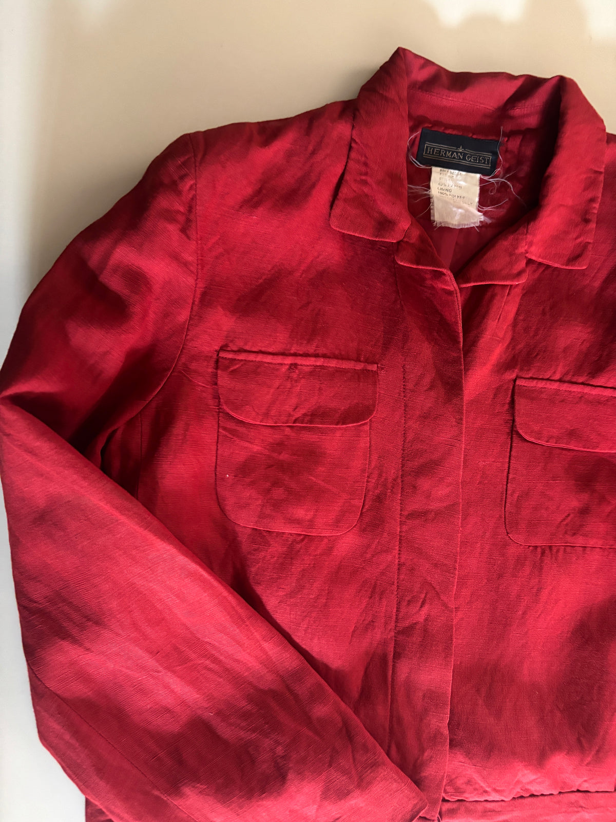 Chaqueta crop roja Herman heist