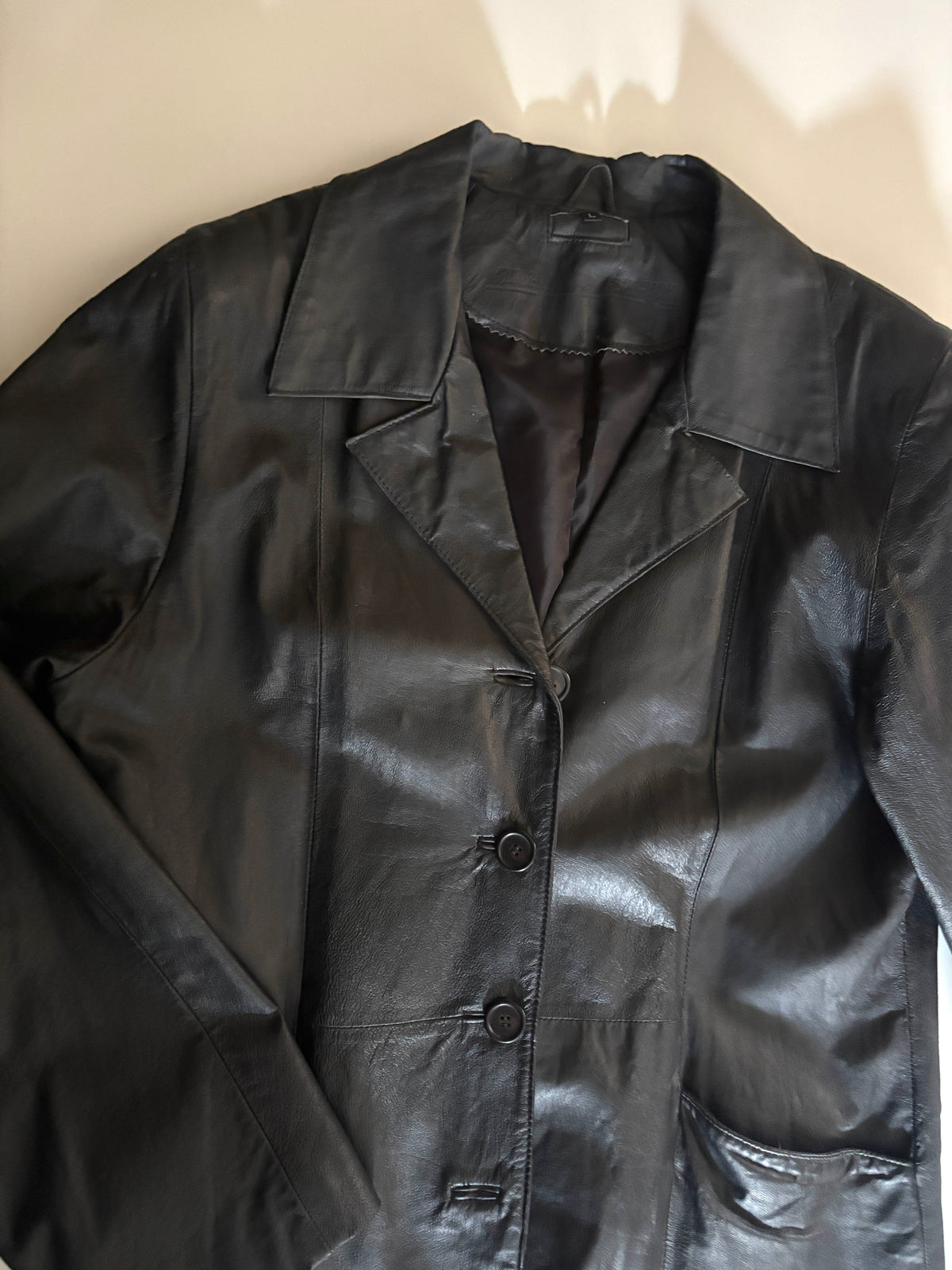 Chaqueta de cuero negra Tadashi